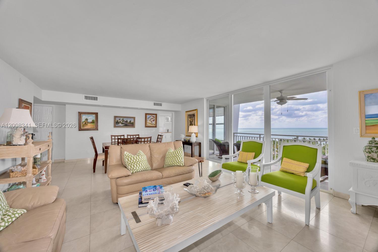607 Ocean Drive, Unit 11K Key Biscayne, FL 33149 - Photo 7 of 37