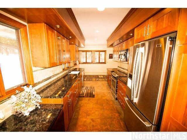 40 Mallard Road North Oaks, MN 55127 - Photo 3 of 18