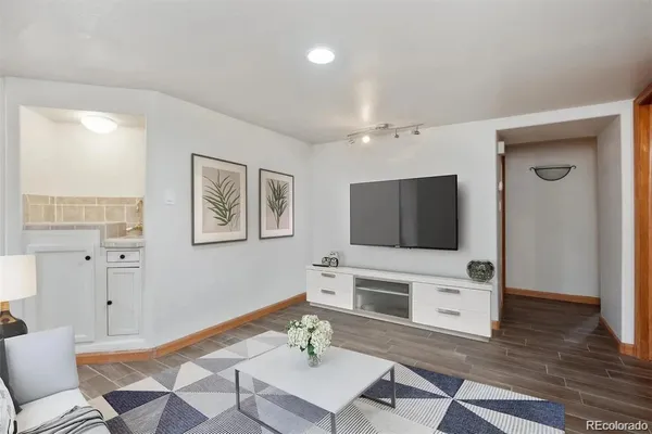 $900,000 | 3201 Stuart Street, Denver, CO 80212
