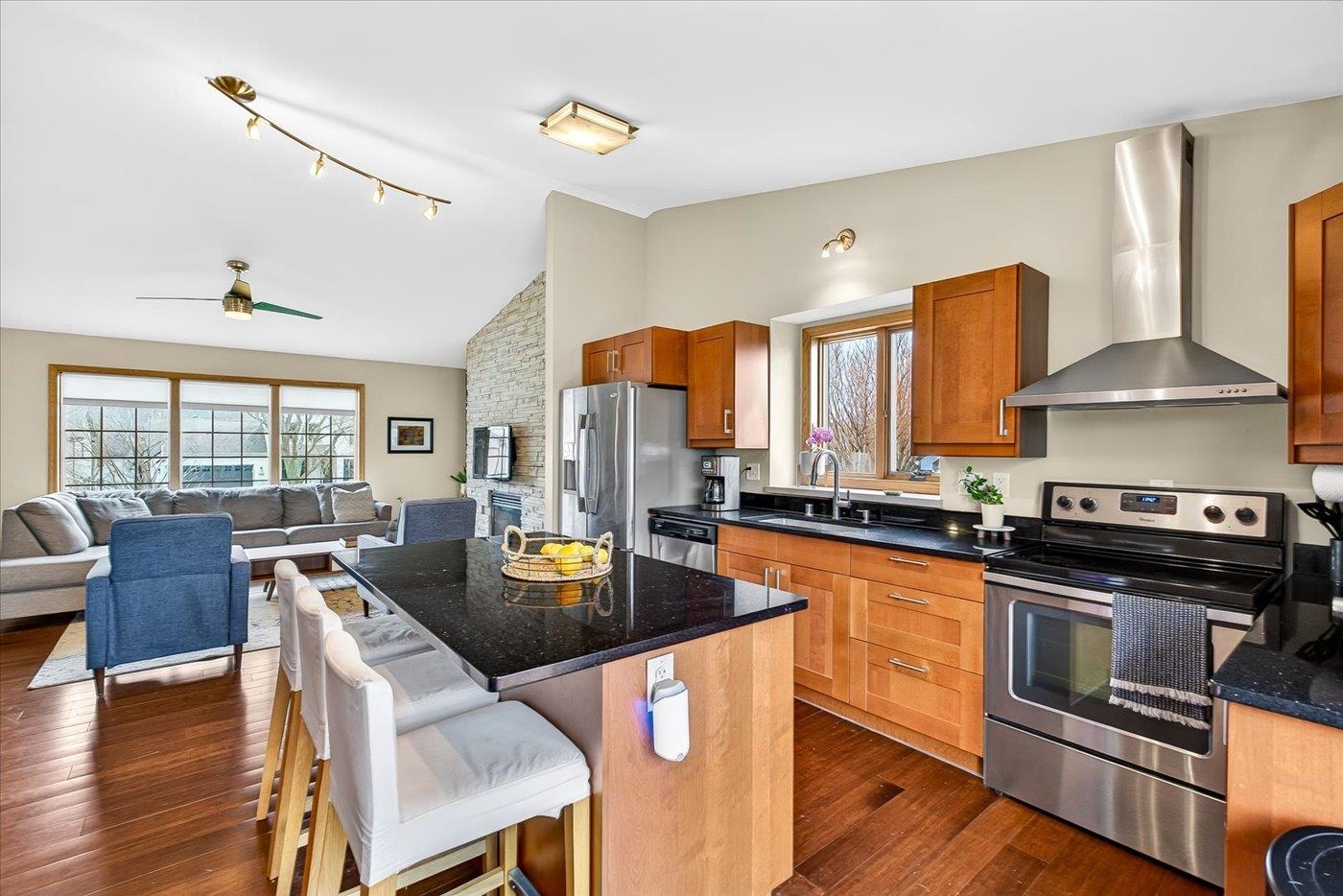 2322 Quartz Lane Madison, WI 53719 - Photo 14 of 36