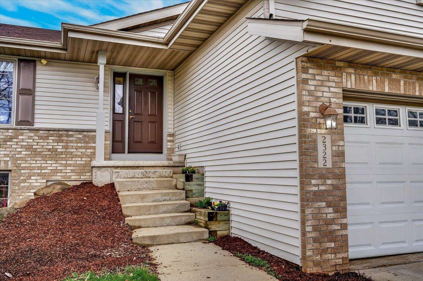 2322 Quartz Lane Madison, WI 53719 - Photo 2 of 36