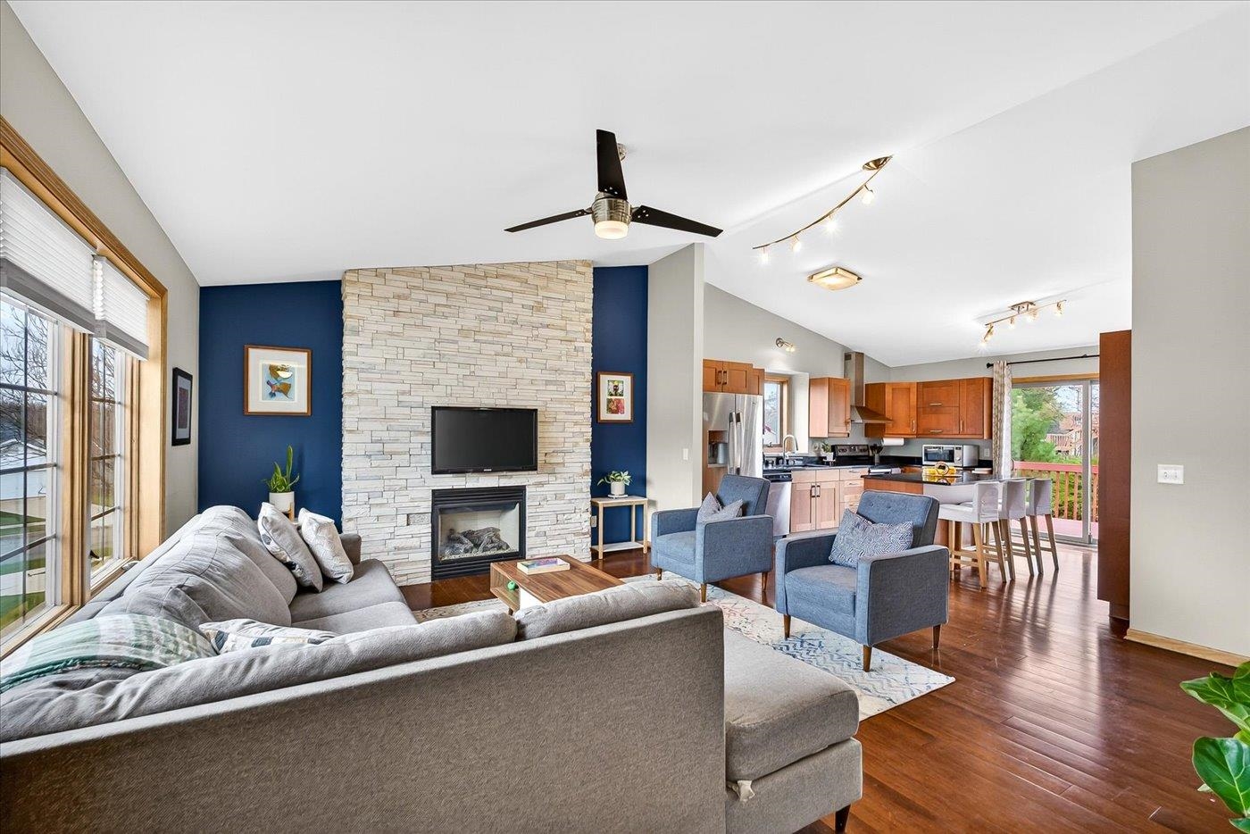 2322 Quartz Lane Madison, WI 53719 - Photo 3 of 36