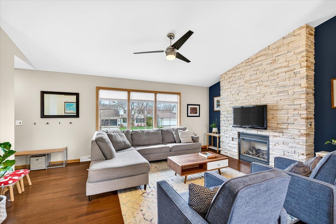 2322 Quartz Lane Madison, WI 53719 - Photo 5 of 36