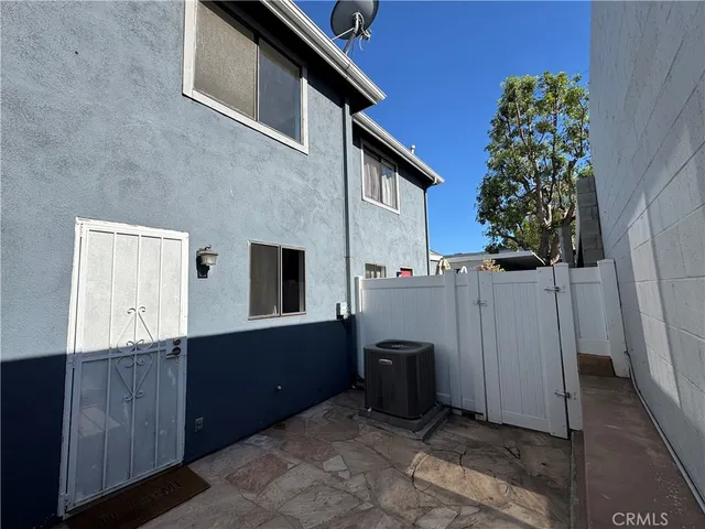 $625,000 | 45 Harkness Avenue, Unit 2, Pasadena, CA 91106