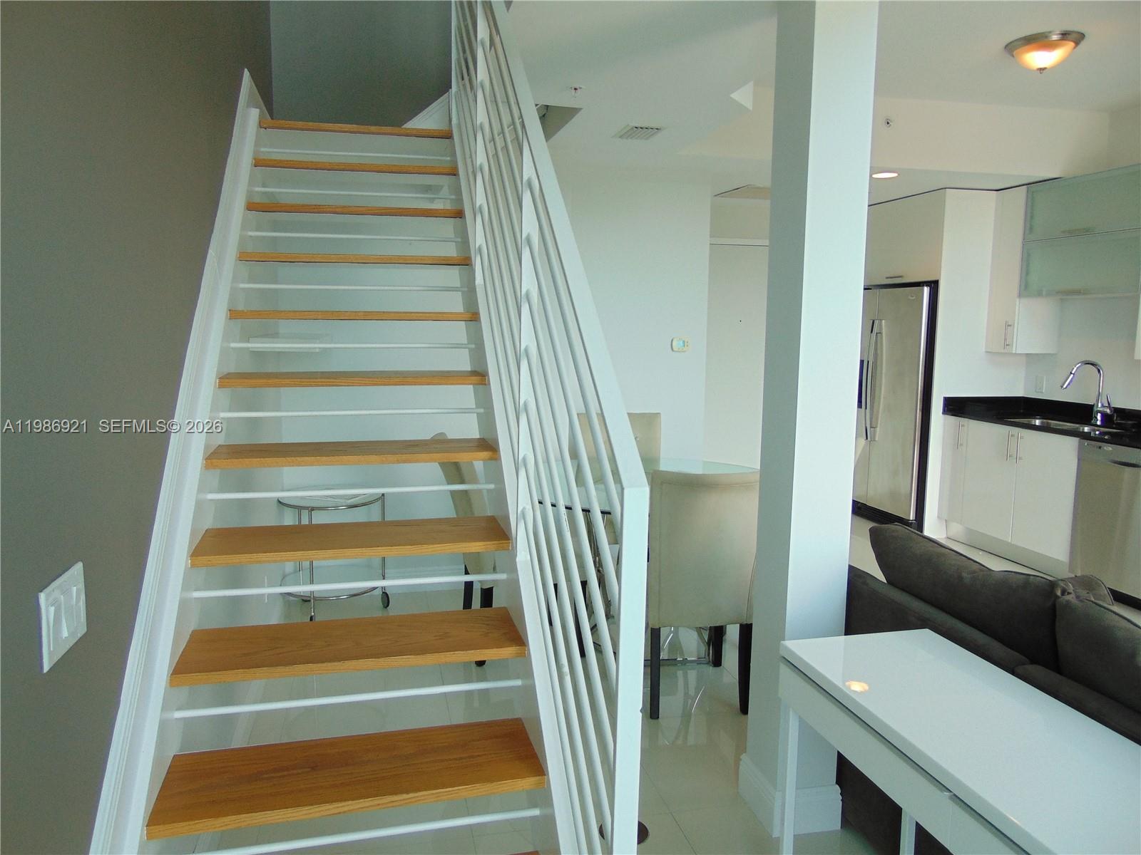 60 Southwest 13th Street, Unit 2619 Miami, FL 33130 - Photo 20 of 27 a view of an entryway