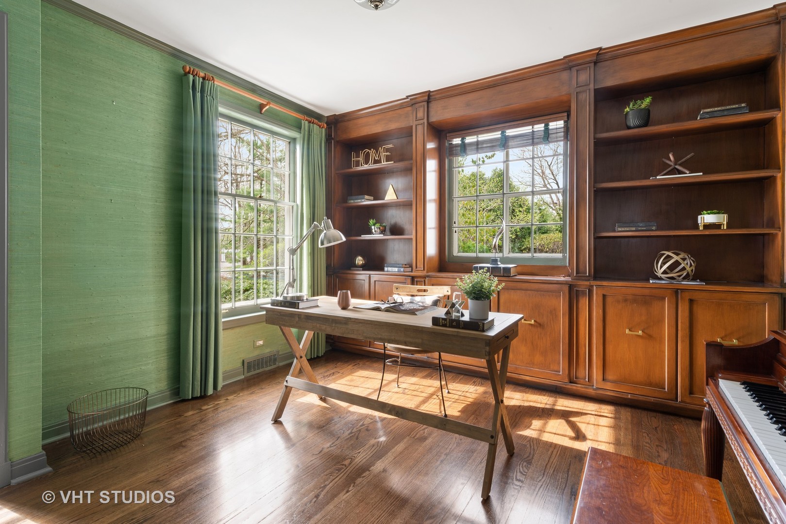 181 Apple Tree Road Winnetka, IL 60093 - Photo 12 of 25 Gallery Image 12