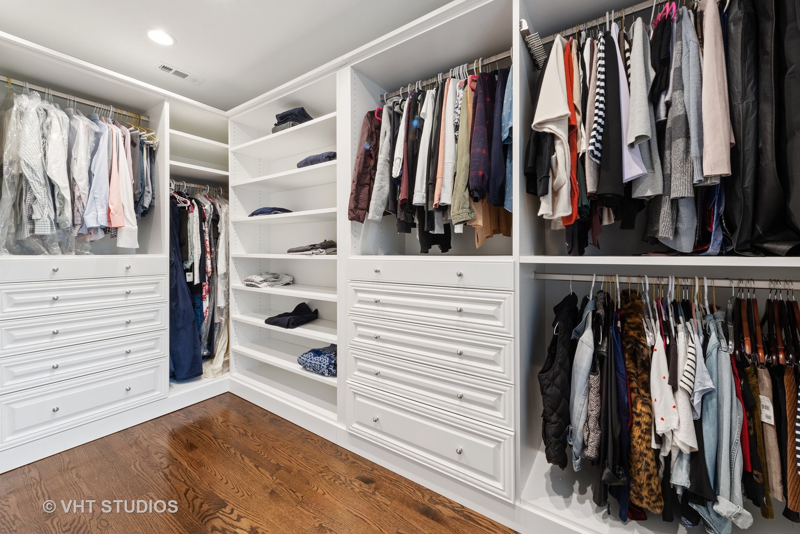 181 Apple Tree Road Winnetka, IL 60093 - Photo 17 of 25 Gallery Image 17