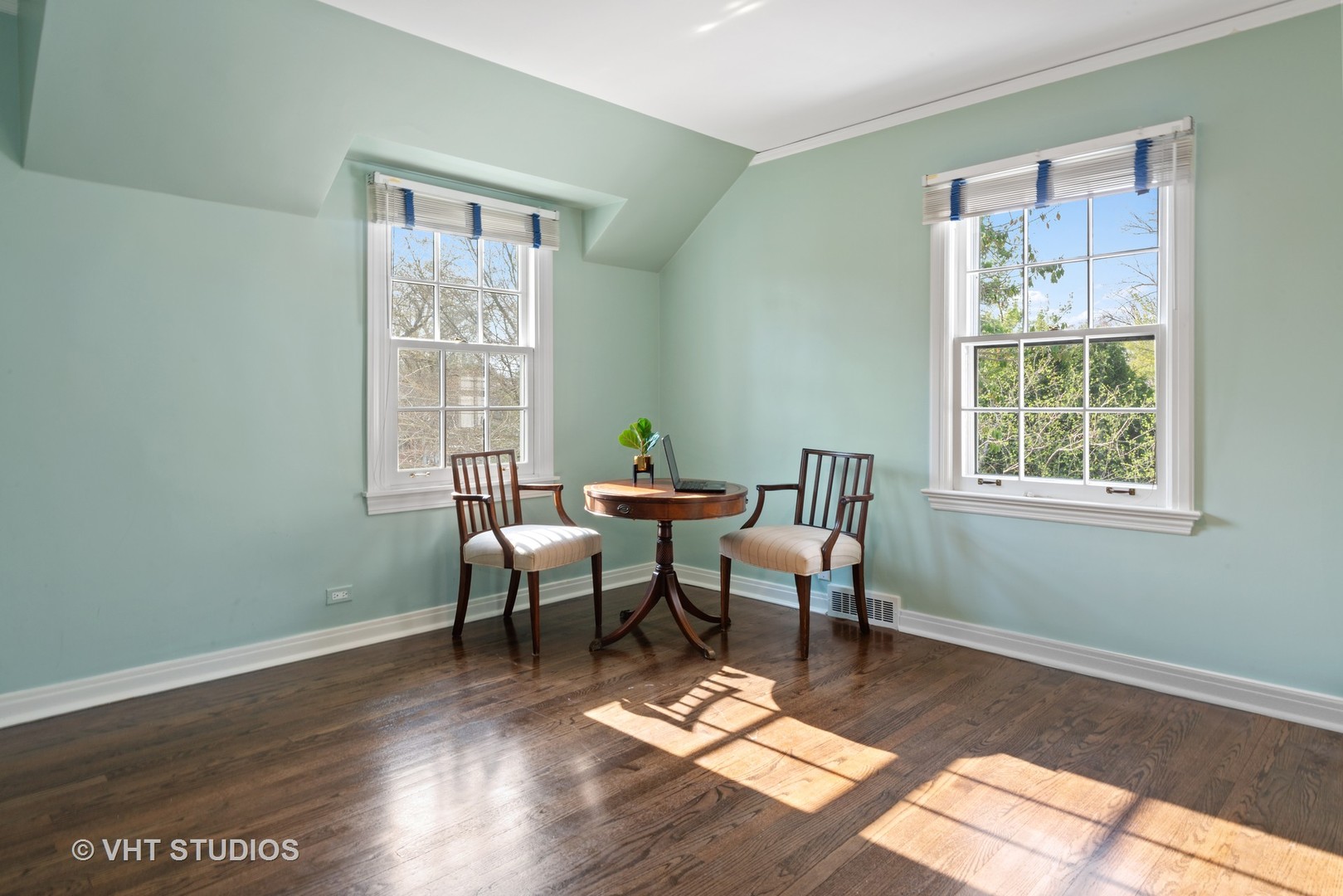 181 Apple Tree Road Winnetka, IL 60093 - Photo 21 of 25 Gallery Image 21