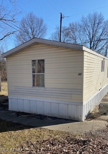 View of side of home
