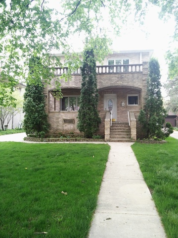 179 Lawton Road Riverside, IL 60546 - Photo 1 of 23