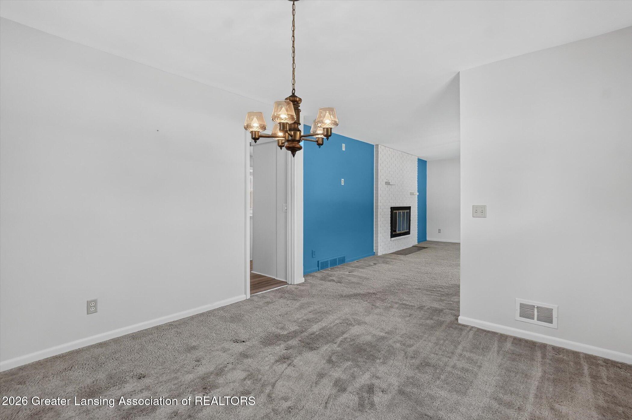 2106 Byrnes Road Lansing, MI 48906 - Photo 15 of 51 12-2106-Byrnes-Rd-WindowStill-Photograph