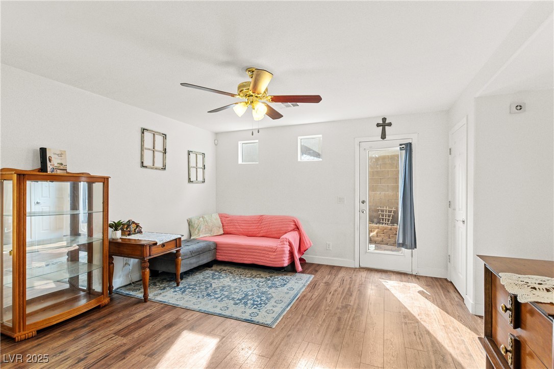 9105 Silk Threads Avenue Las Vegas, NV 89149 - Photo 4 of 25