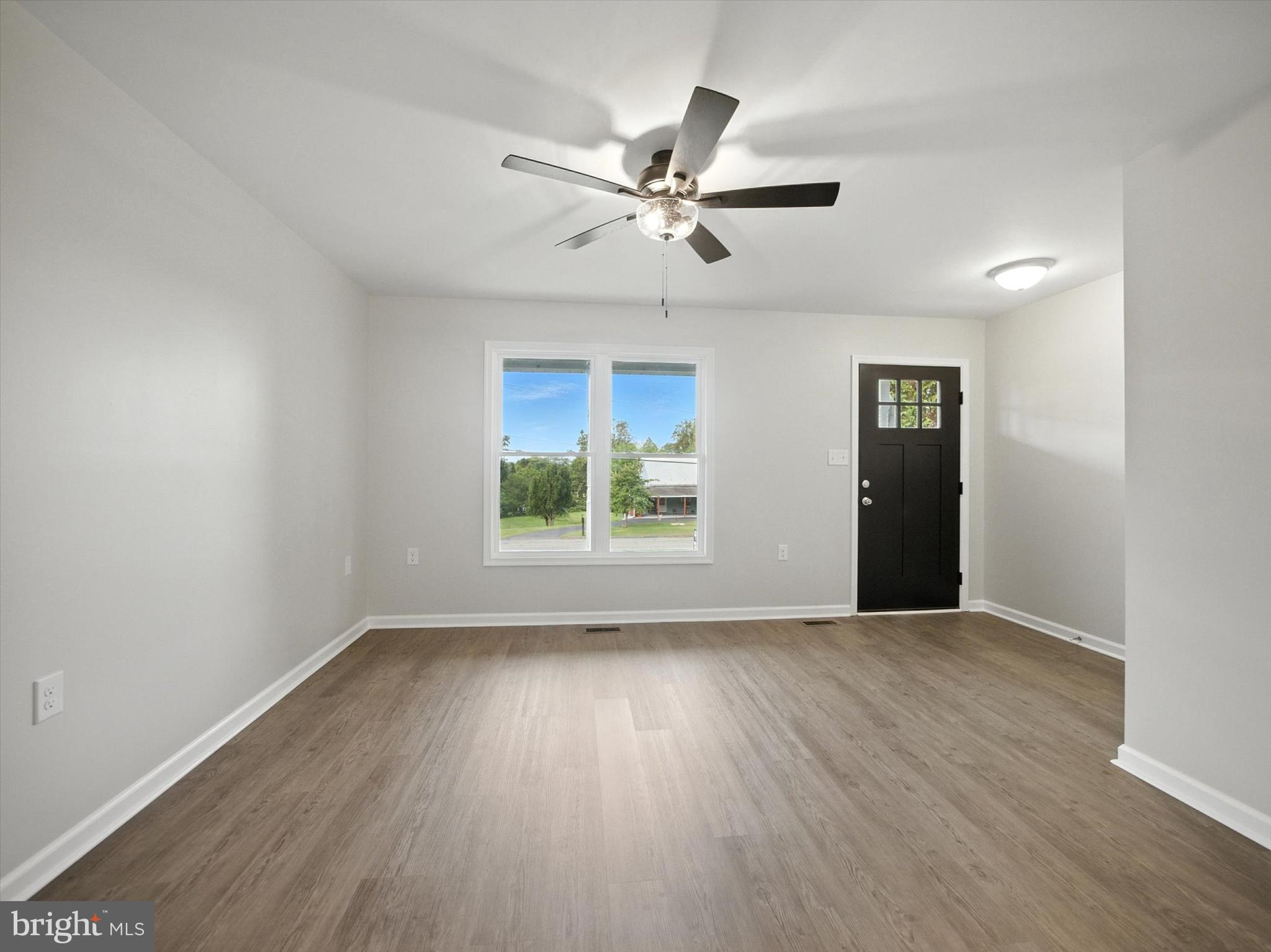 13872 Lower Edgemont Road Waynesboro, PA 17268 - Photo 8 of 28 Gallery Image 8