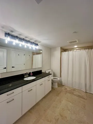 $2,900 | 300 South Duval Street, Unit 1006, Tallahassee, FL 32301