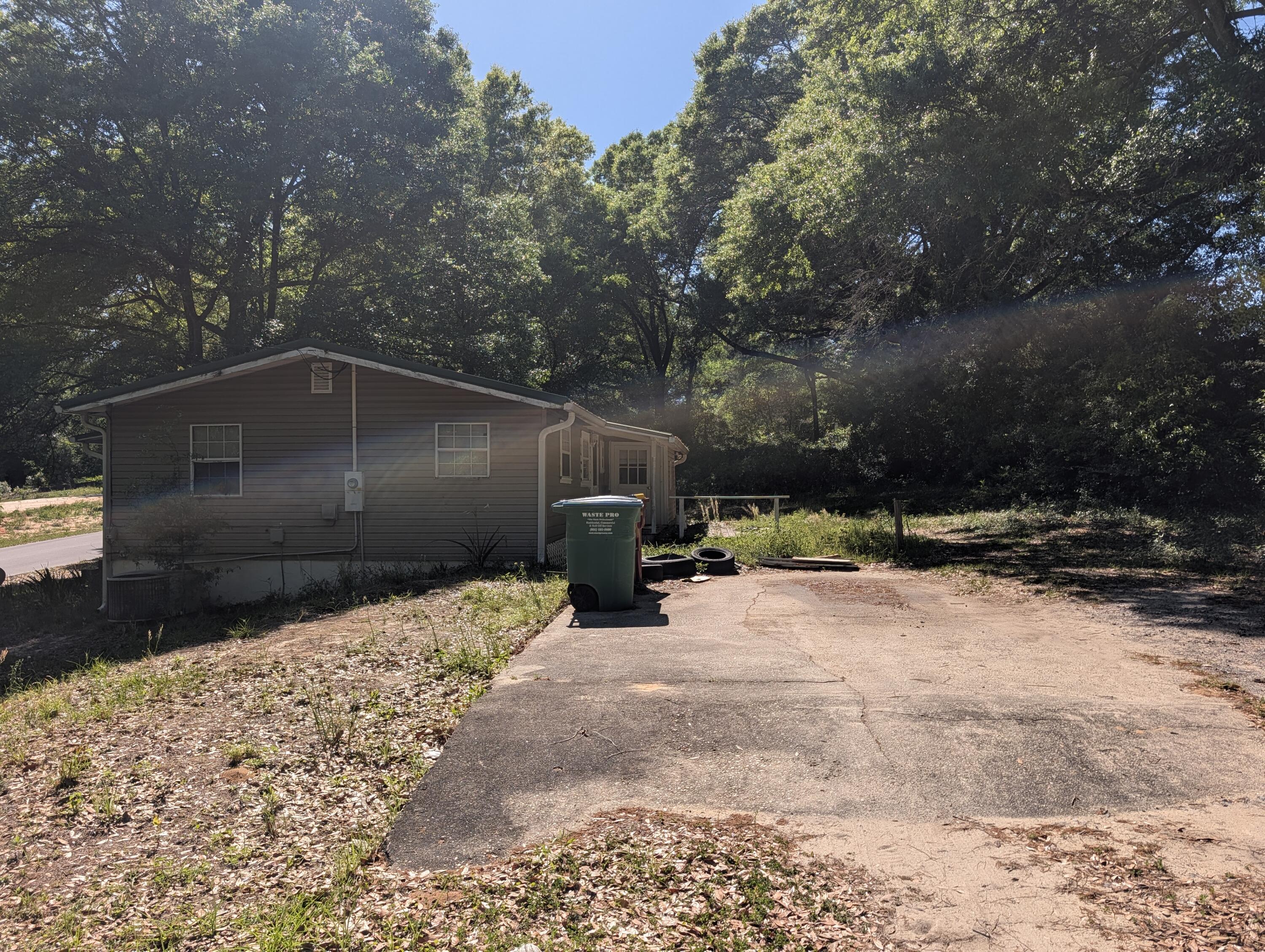 552 Reed Avenue Crestview, FL 32539 - Photo 13 of 13 PARKING