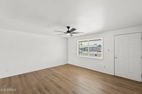 $299,900 | 6964 West Hubbell Street, Phoenix, AZ 85035