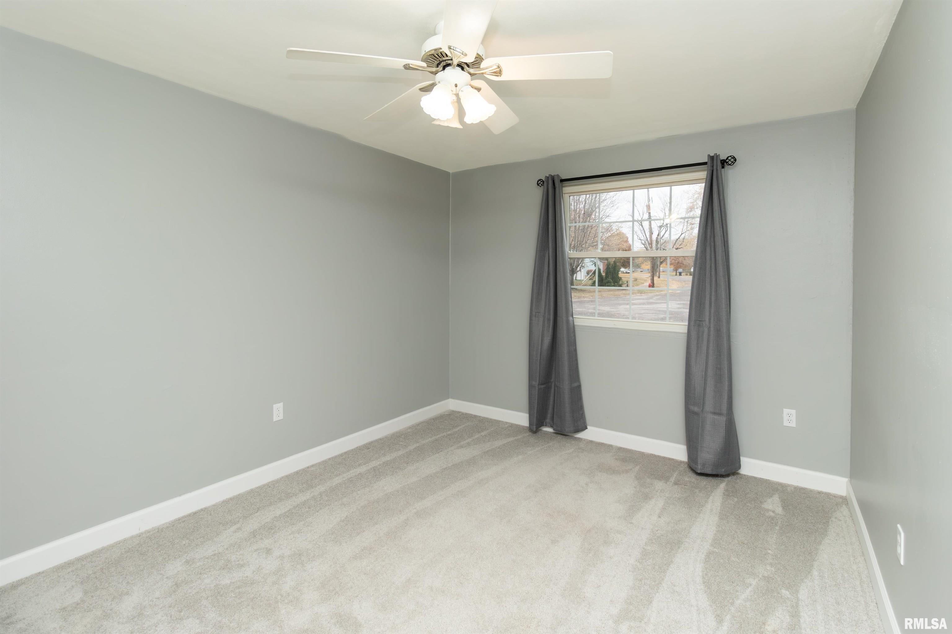 101 Fulton Road Marquette Heights, IL 61554 - Photo 20 of 33