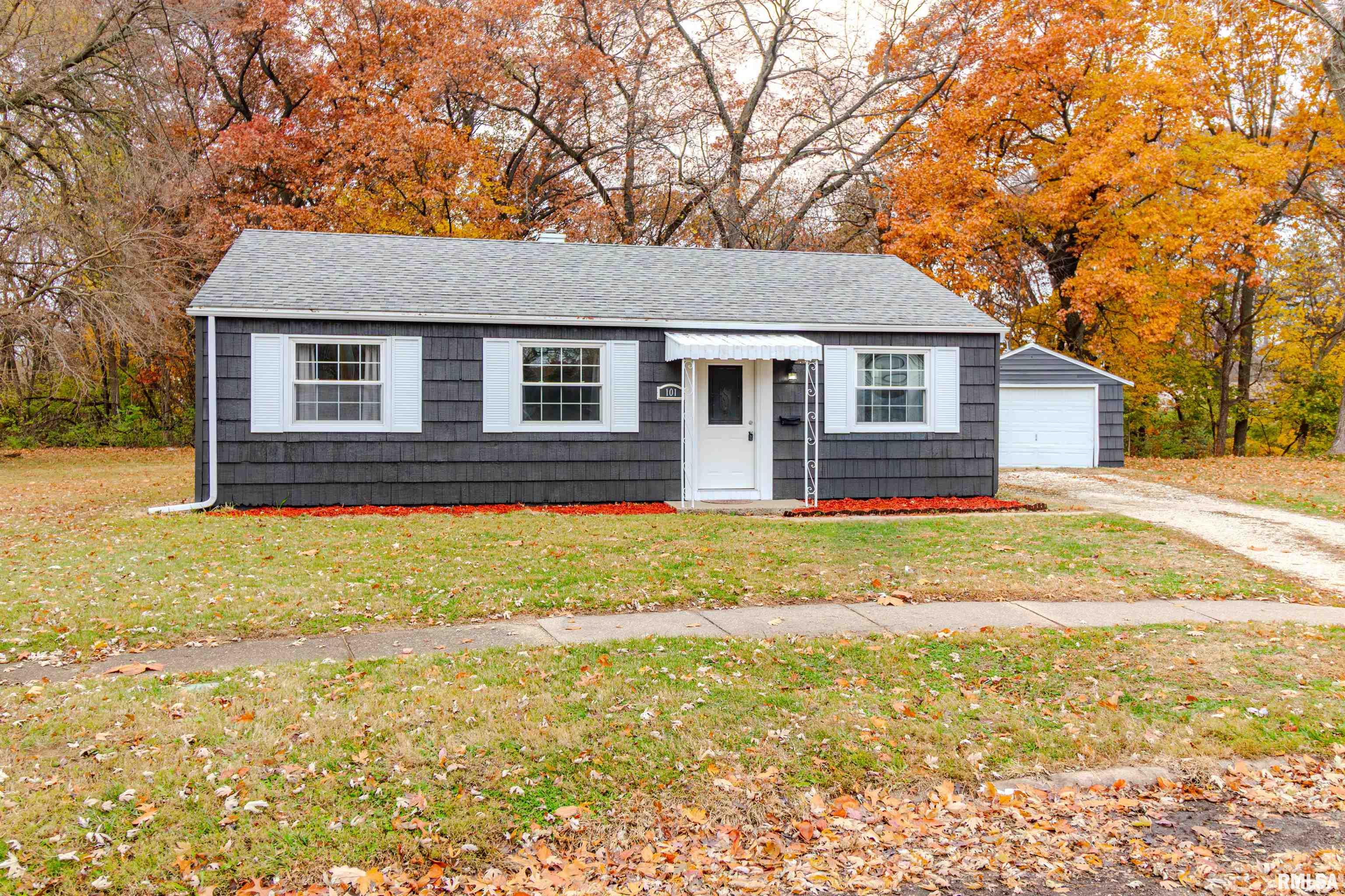 101 Fulton Road Marquette Heights, IL 61554 - Photo 2 of 33