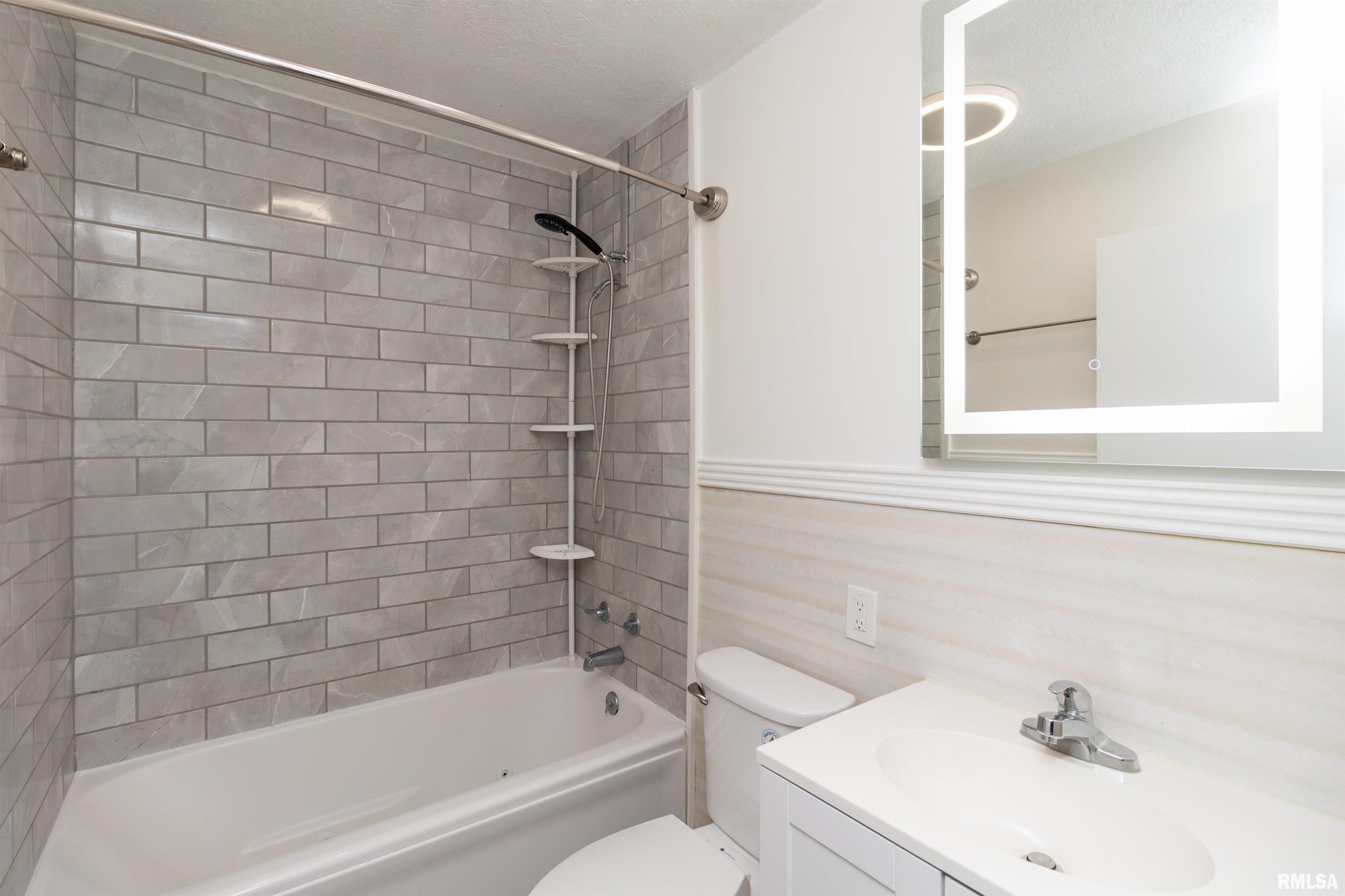 101 Fulton Road Marquette Heights, IL 61554 - Photo 24 of 33