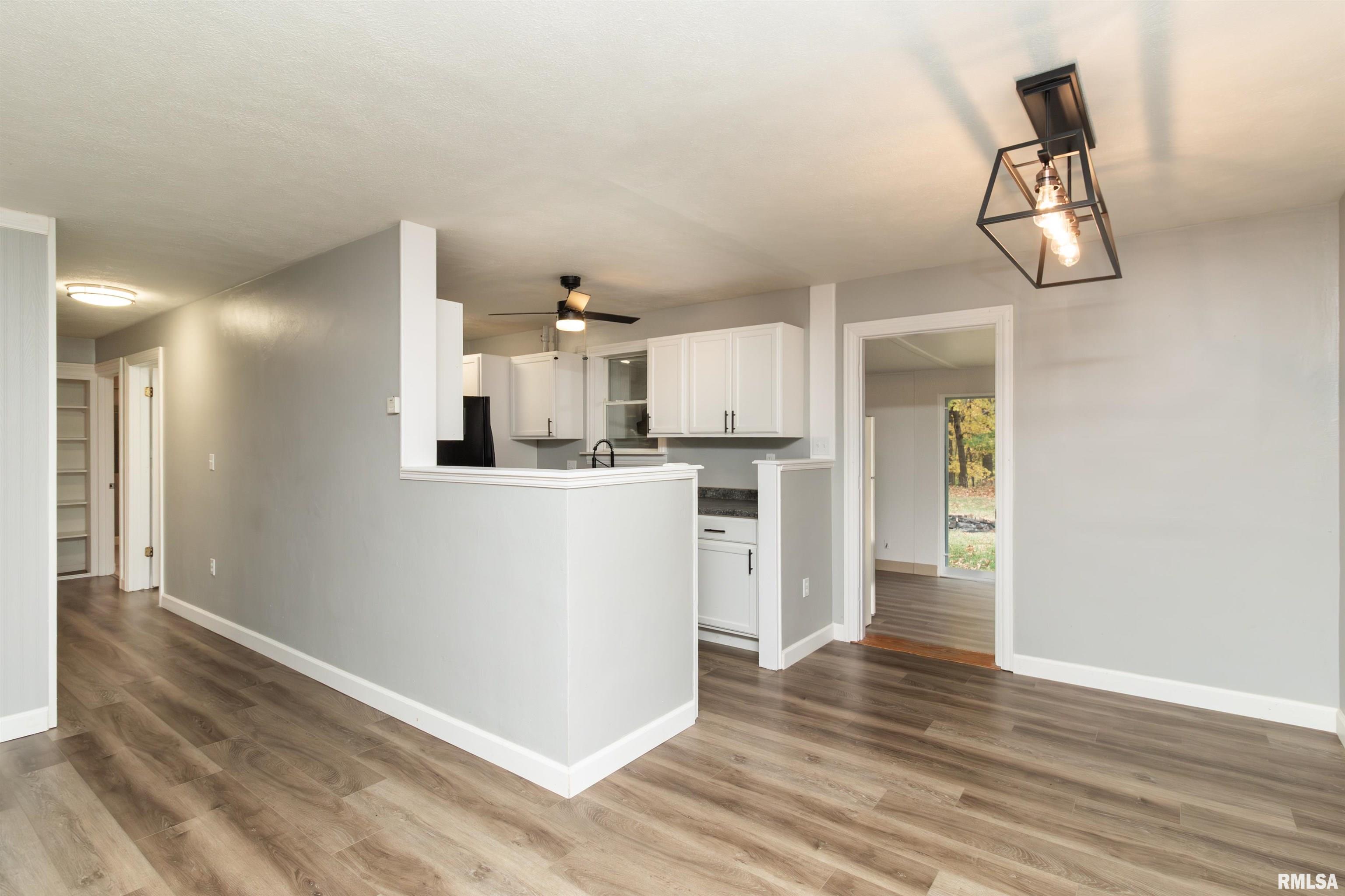 101 Fulton Road Marquette Heights, IL 61554 - Photo 10 of 33