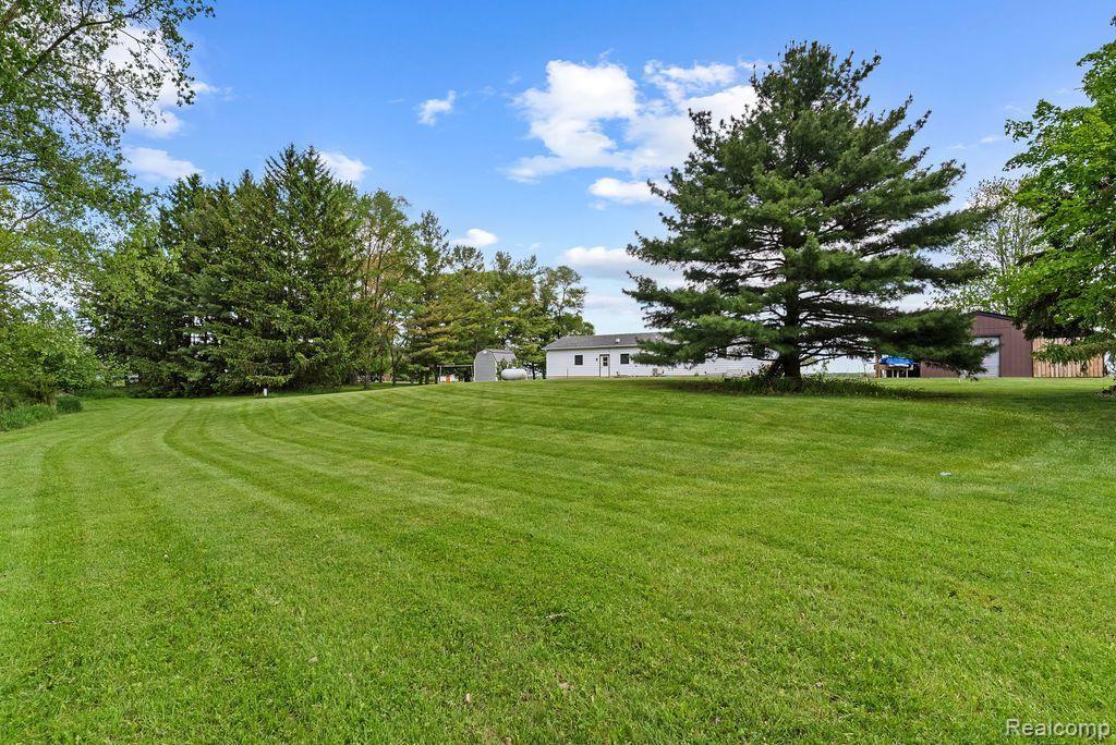 19354 Bueche Road New Lothrop, MI 48460 - Photo 37 of 48