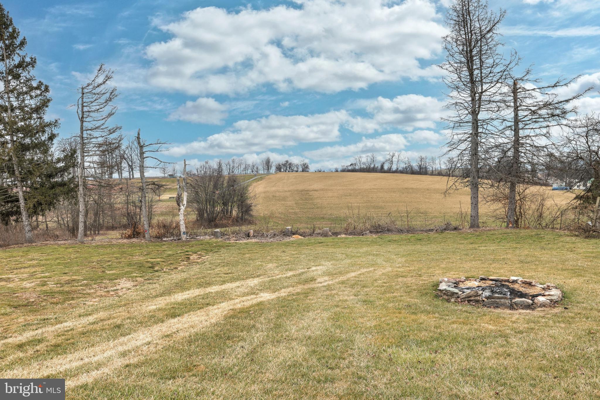 1928 Stoverstown Road Spring Grove, PA 17362 - Photo 11 of 34 Gallery Image 11