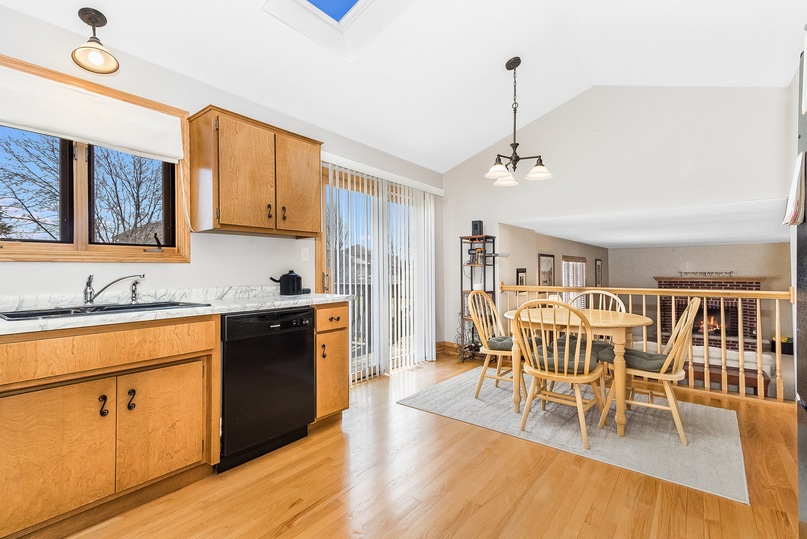 702 Long Ridge Trail Minooka, IL 60447 - Photo 8 of 25 Gallery Image 8