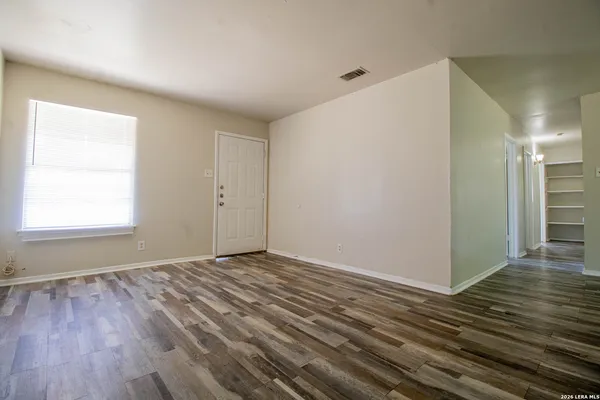 $1,395 | 5822 Branch Valley Drive, San Antonio, TX 78242