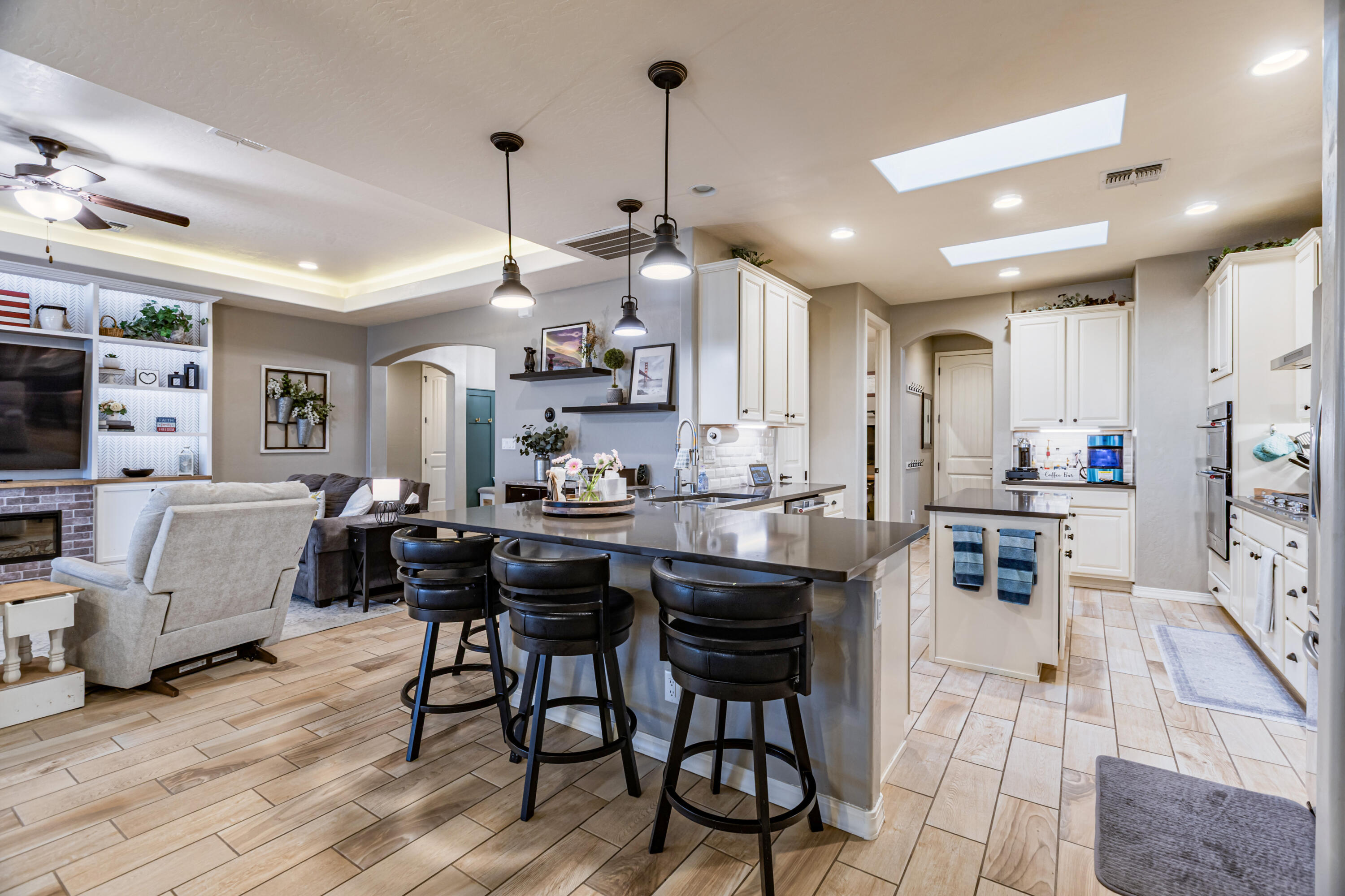 8912 Desert Rain Road Northwest Albuquerque, NM 87120 - Photo 16 of 28 Gallery Image 16