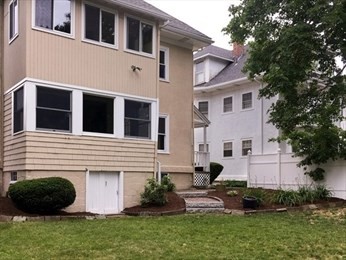 22 Harrington Street, Unit 2 Newton, MA 02460 - Photo 7 of 21