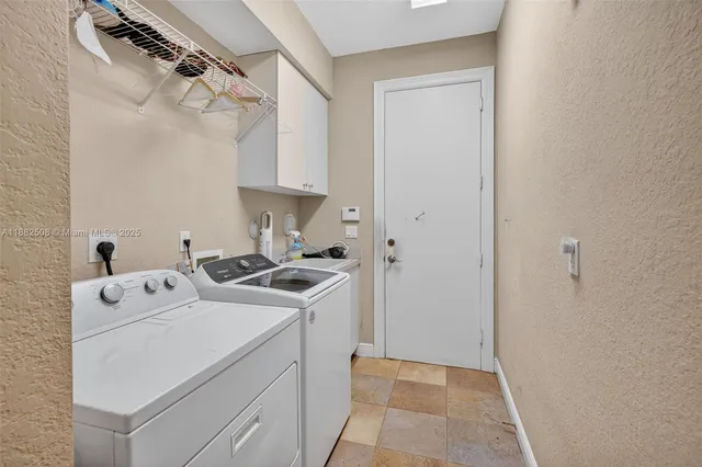 $1,850,000 | 3792 Churchill Downs Drive, Davie, FL 33328