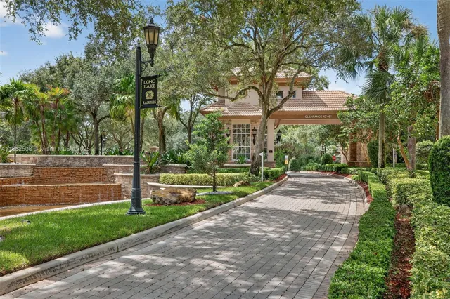 $1,850,000 | 3792 Churchill Downs Drive, Davie, FL 33328