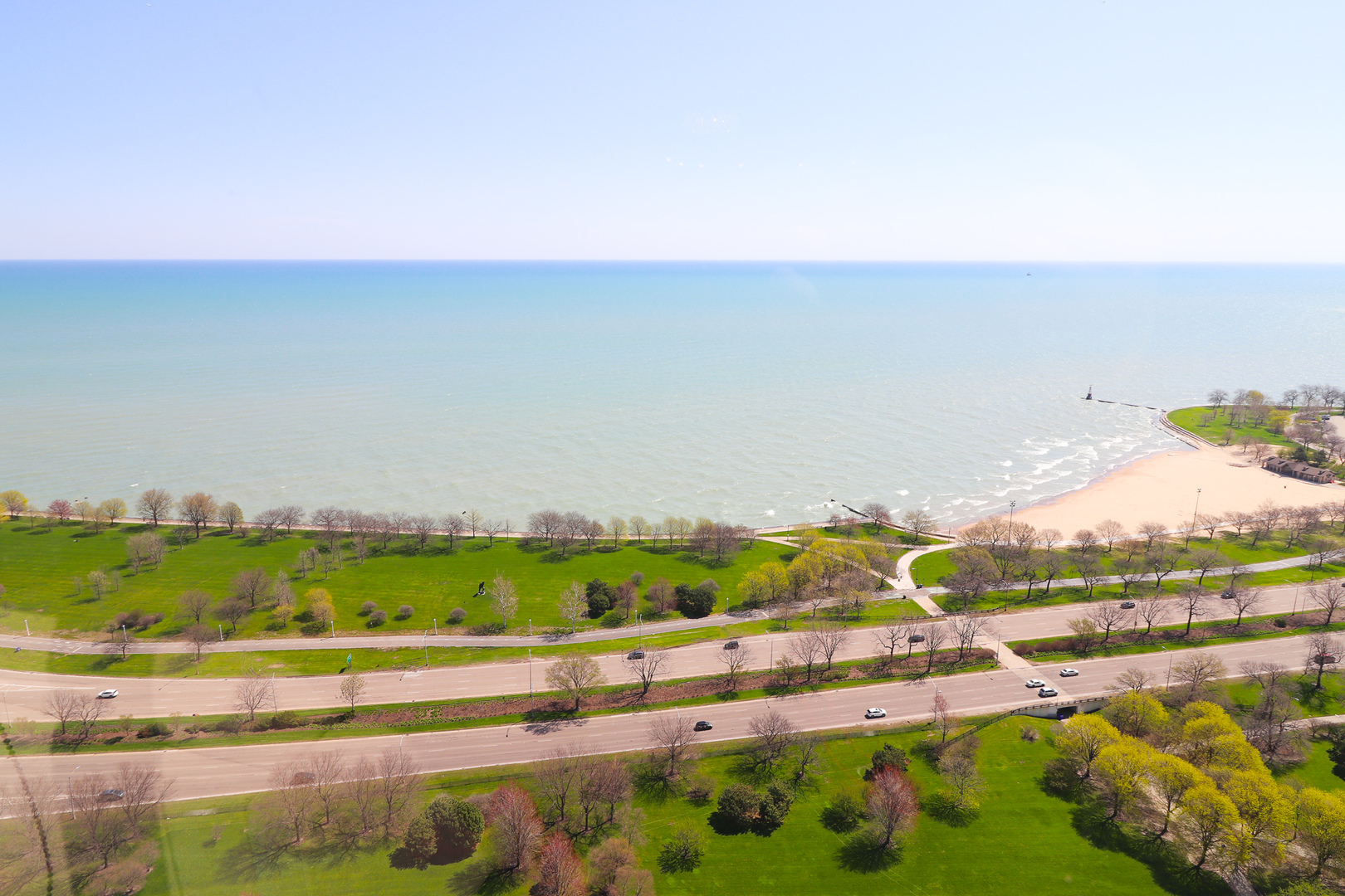 5415 North Sheridan Road, Unit 4805 Chicago, IL 60640 - Photo 19 of 30 a view of an ocean and beach