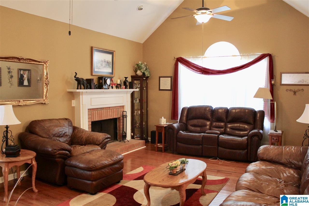 105 Grande View Lane Alabaster, AL 35114 - Photo 5 of 24