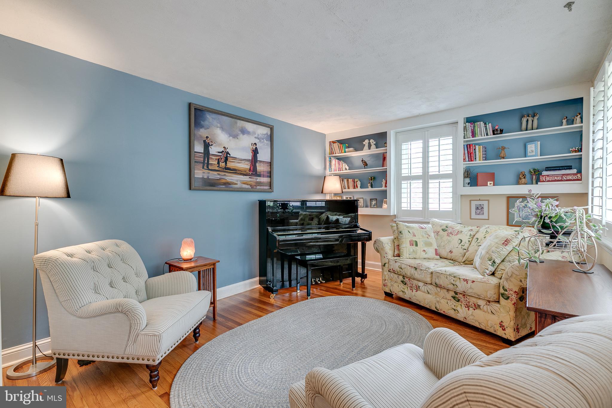 3366 Pine Road Huntingdon Valley, PA 19006 - Photo 7 of 48 Pristine and elegant Living Roon
