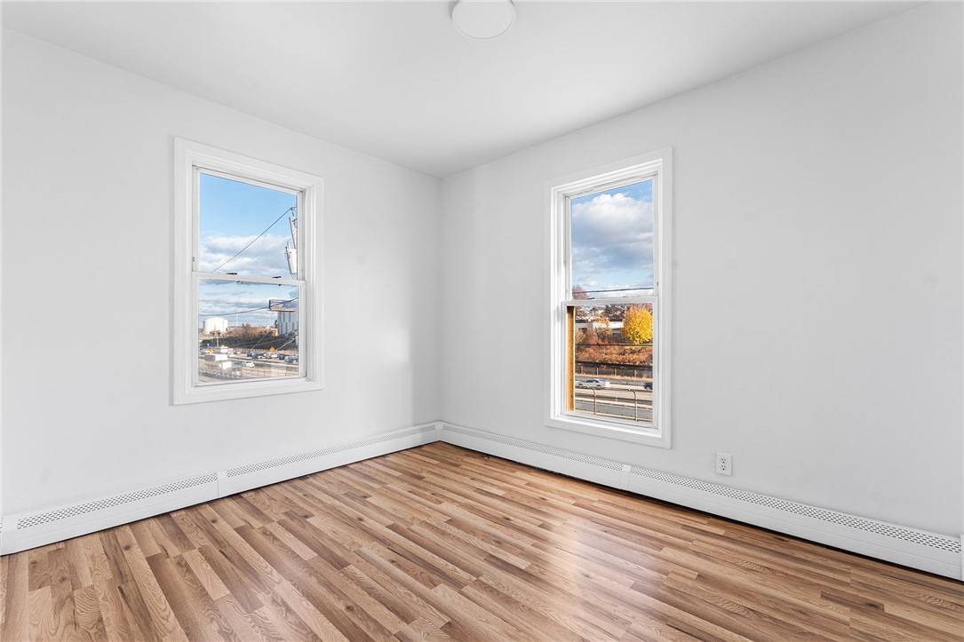 153 Byfield Street Providence, RI 02905 - Photo 12 of 36