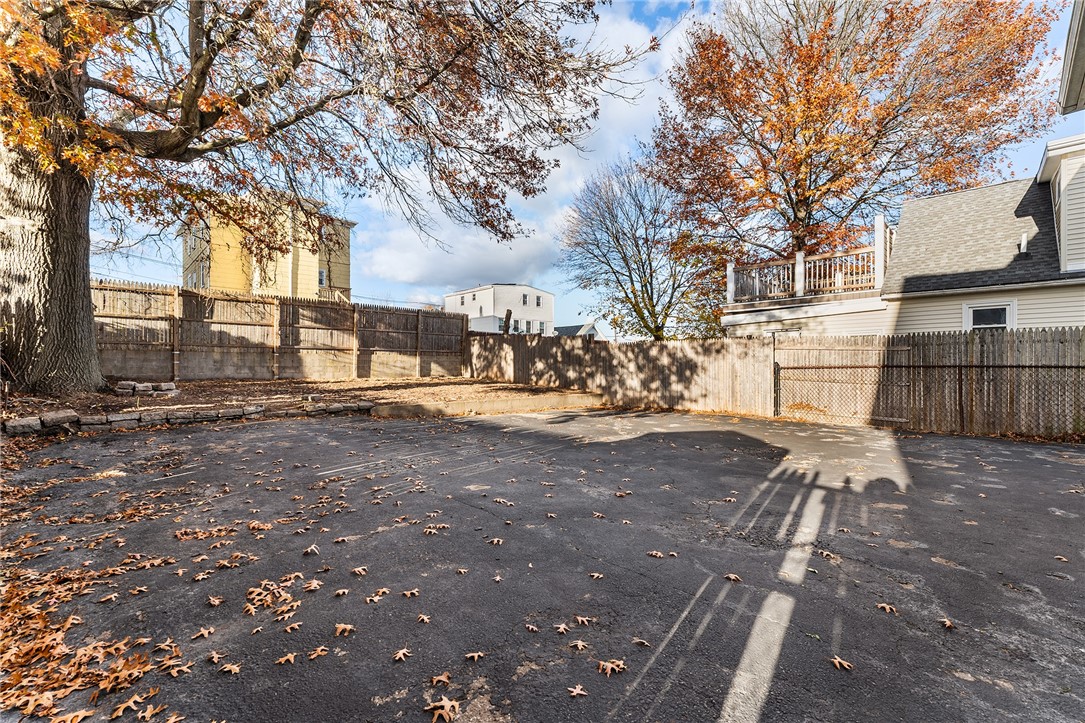 153 Byfield Street Providence, RI 02905 - Photo 34 of 36