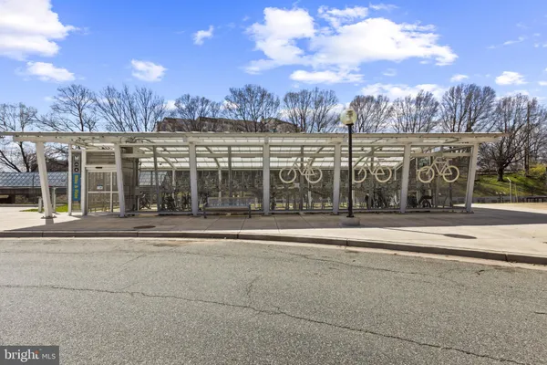 a view of a multi story building