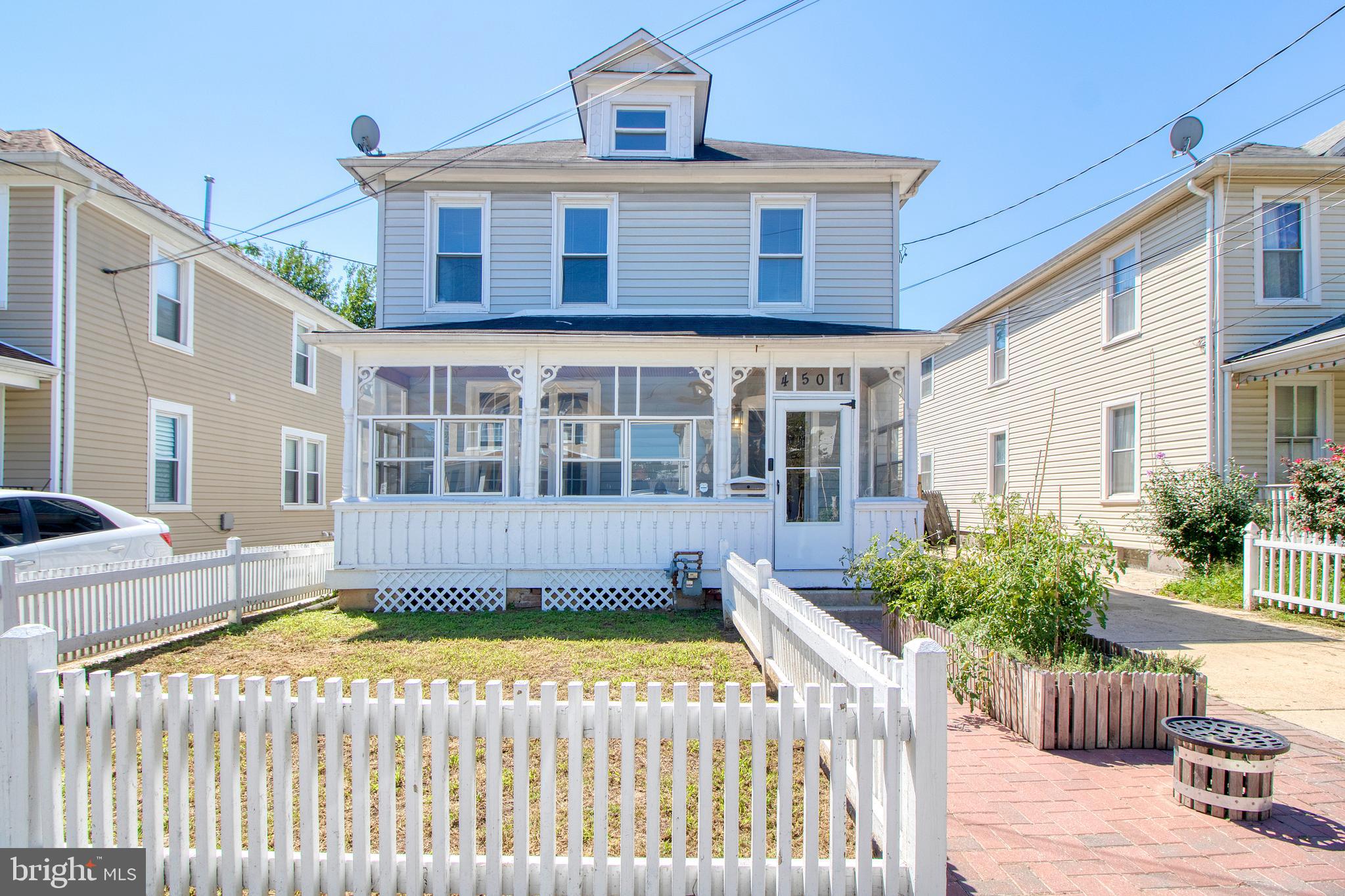4507 Burlington Road Hyattsville, MD 20781 - Photo 2 of 51