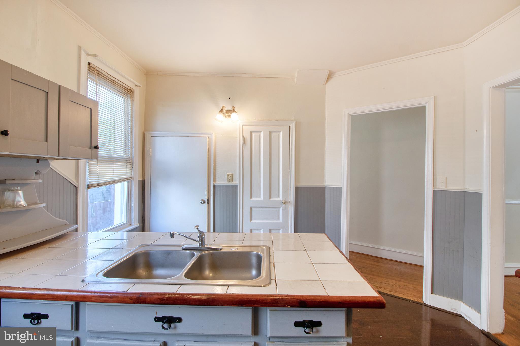 4507 Burlington Road Hyattsville, MD 20781 - Photo 17 of 51