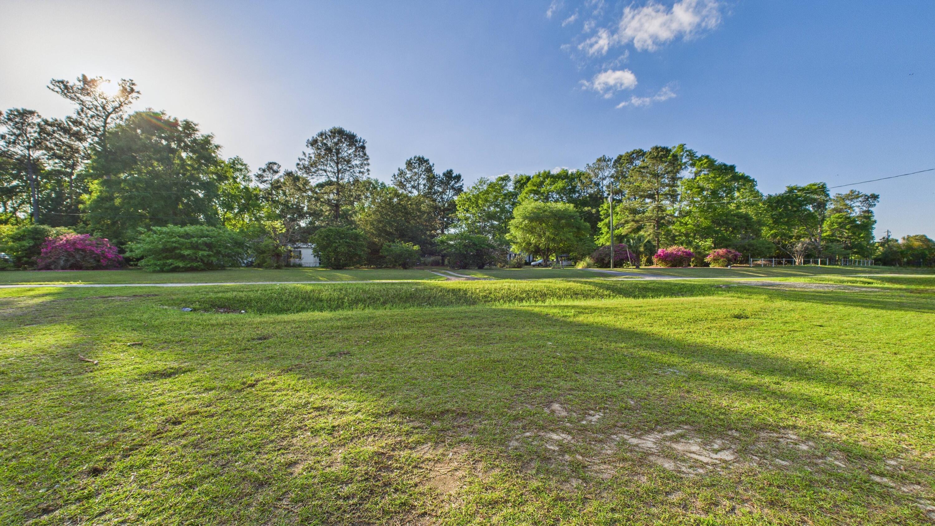 1086 Arrowhead Road St. Stephen, SC 29479 - Photo 12 of 15 Front Yard