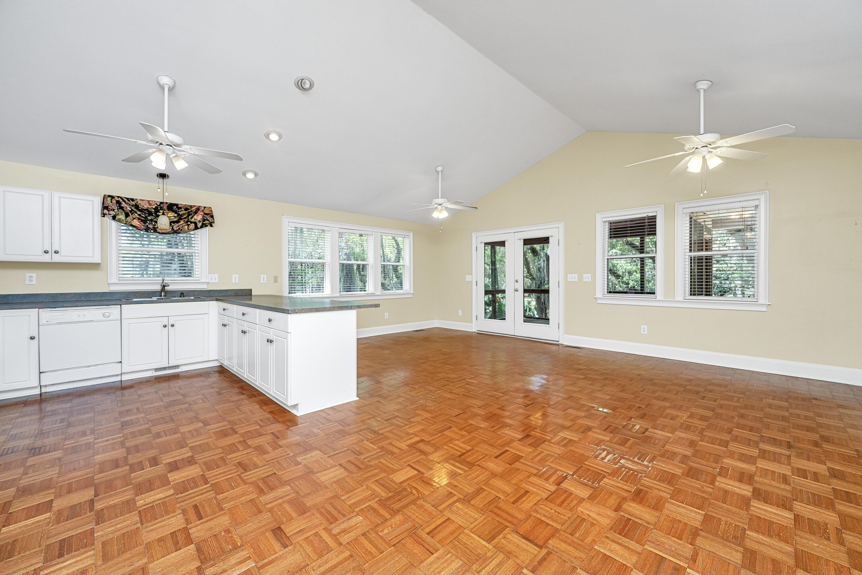 8389 Chisolm Plantation Road Edisto Island, SC 29438 - Photo 15 of 62 8389ChisolmPlantationRd019