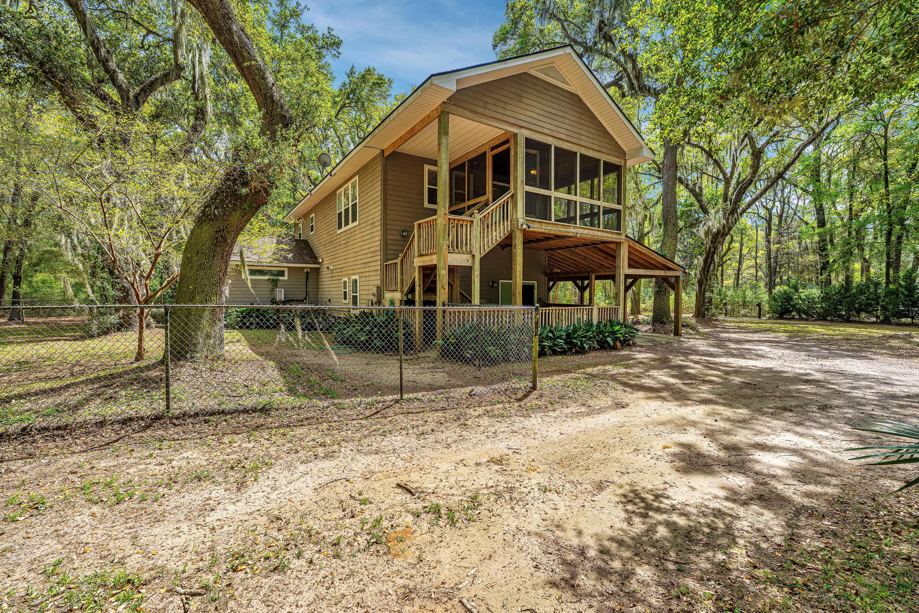 8389 Chisolm Plantation Road Edisto Island, SC 29438 - Photo 5 of 62 8389ChisolmPlantationRd003