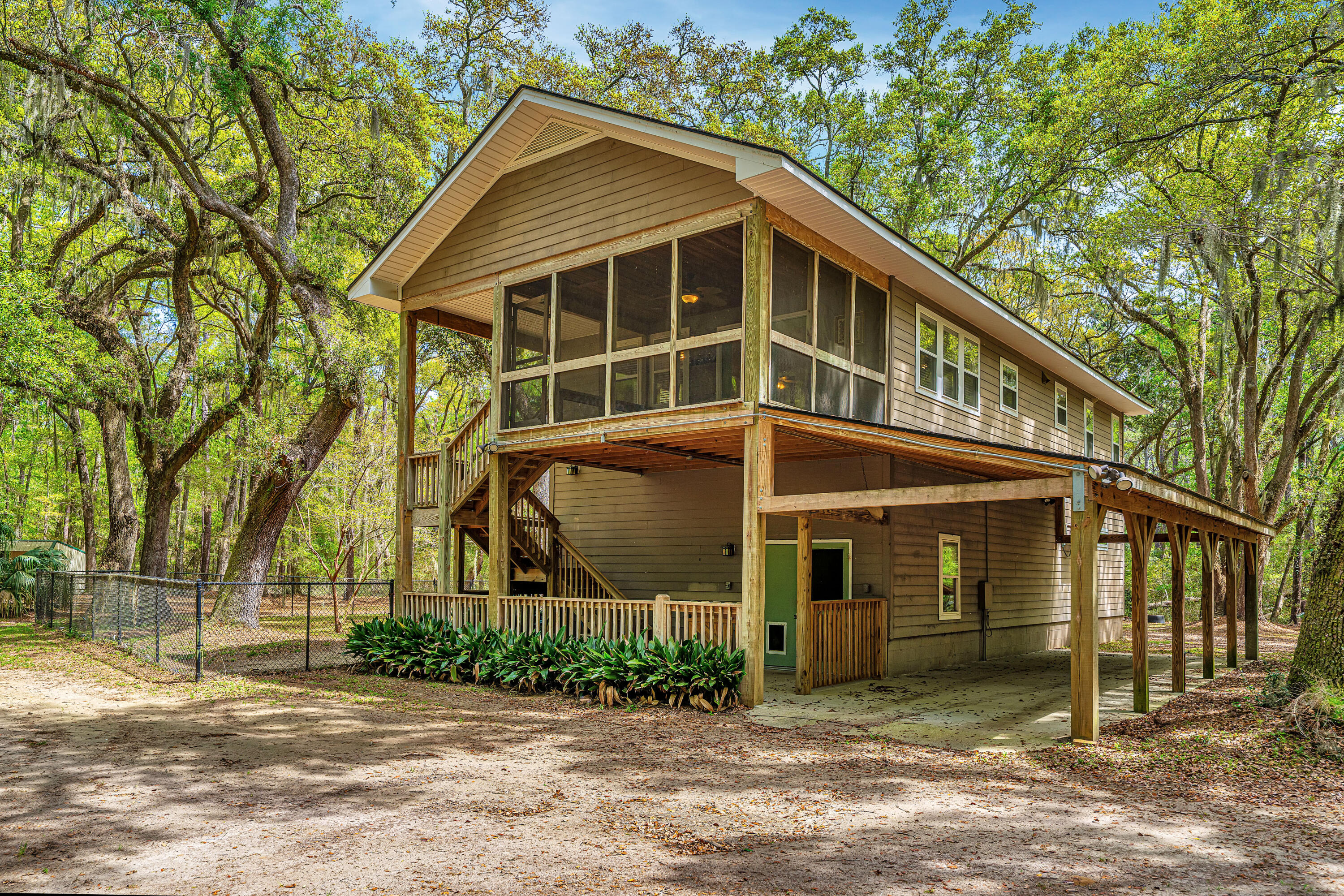 8389 Chisolm Plantation Road Edisto Island, SC 29438 - Photo 7 of 62 8389ChisolmPlantationRd007