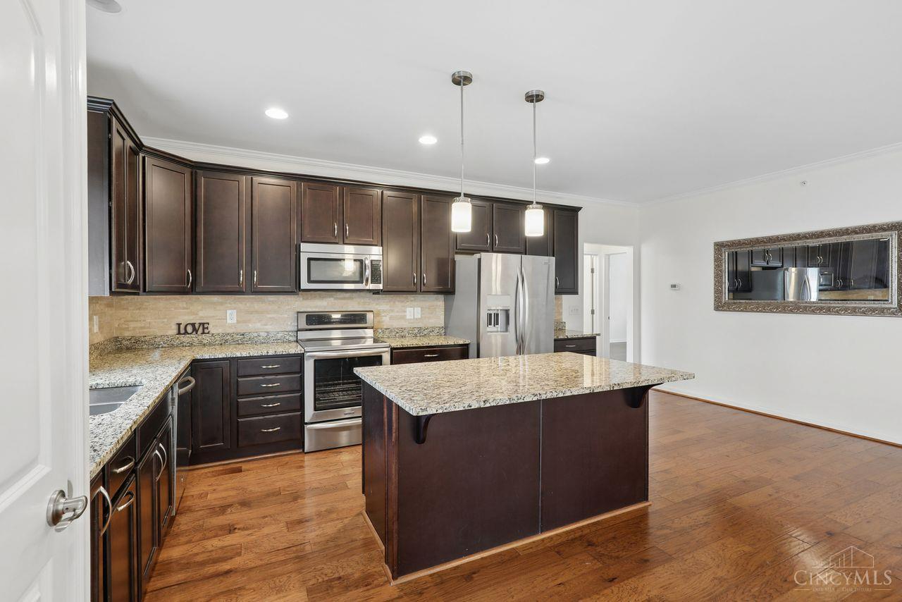 3390 Wasson Road, Unit B Cincinnati, OH 45209 - Photo 15 of 42