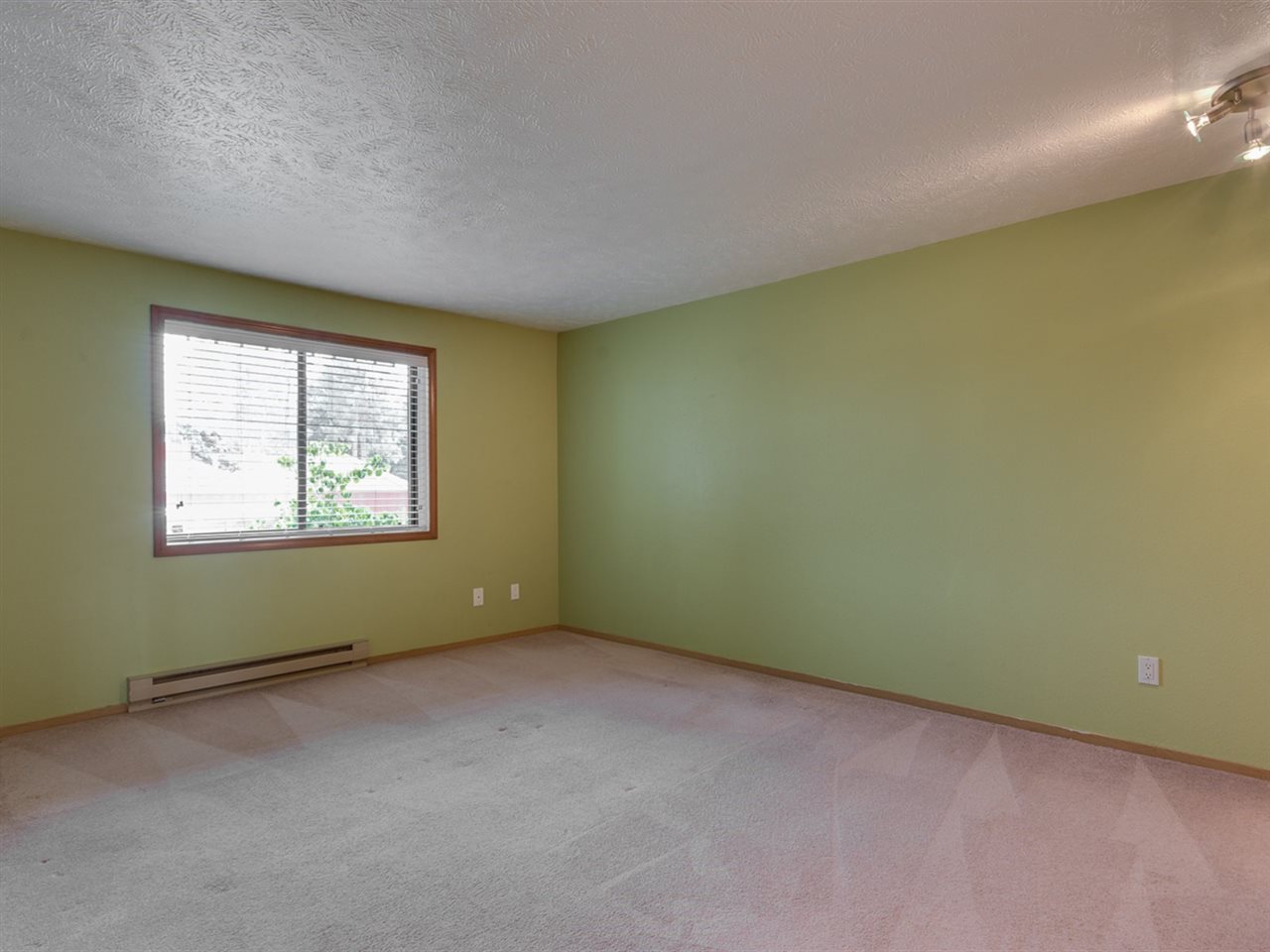 164 South Coeur D'Alene Street, Unit C204 Spokane, WA 99201 - Photo 14 of 20