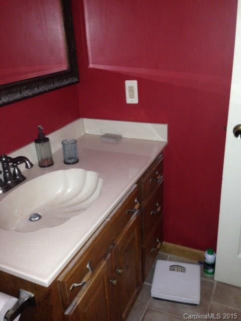 2234 Maiden Salem Road Maiden, NC 28650 - Photo 11 of 19 Gallery Image 11