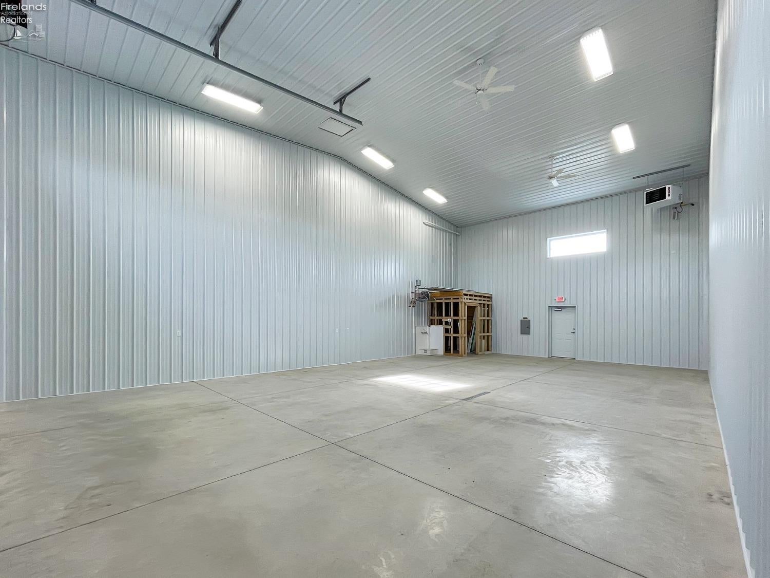 2656 East Harbor Road, Unit D1 Port Clinton, OH 43452 - Photo 8 of 26 Gallery Image 8