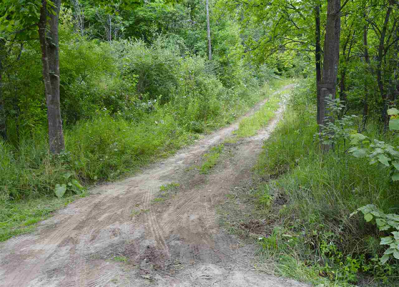 3 North Putnam Road Suttons Bay, MI 49682 - Photo 13 of 39 1838016-12.JPG