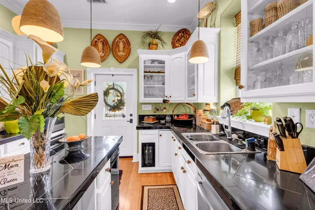 $1,350,000 | 1456 Beach Boulevard, Biloxi, MS 39530